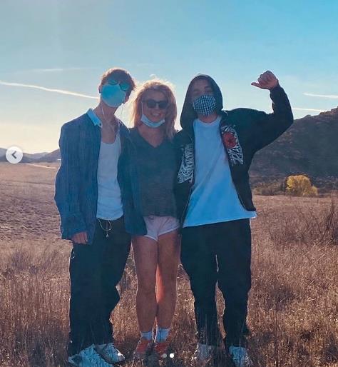 3937742918617011 image