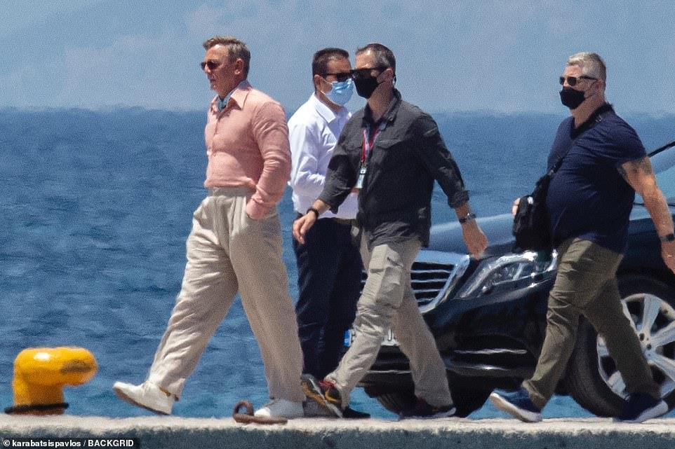 3946227386021177 E5Ef0 mUYAAP9ro