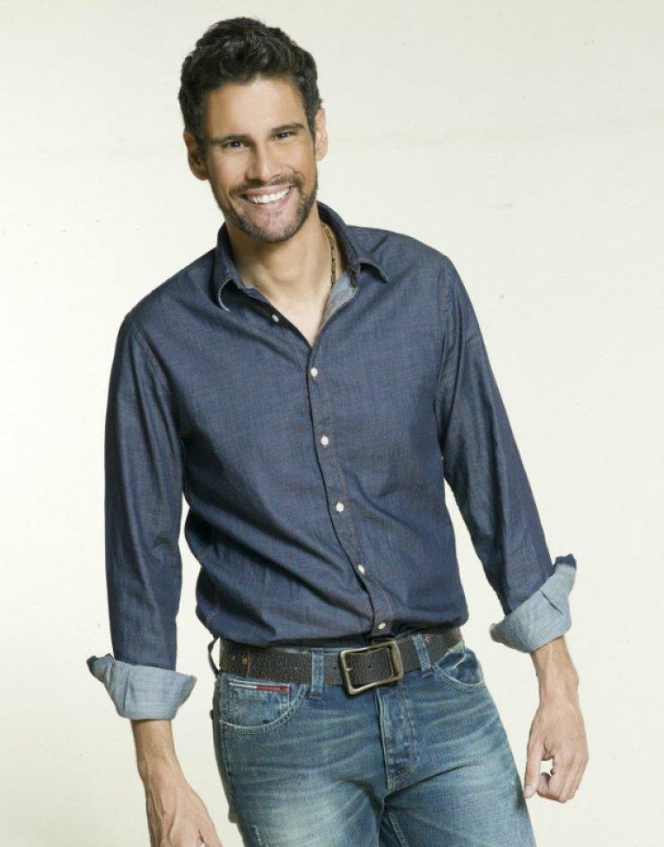 3960133842161603 ΔΗΜΗΤΡΗΣ ΟΥΓΓΑΡΕΖΟΣ 2