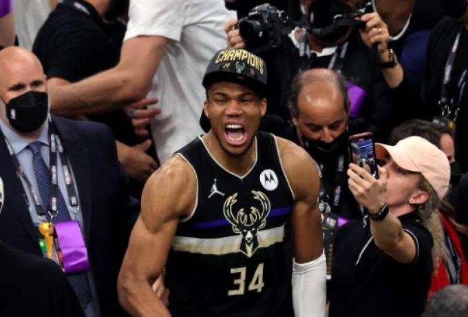 3960980724590833 giannis-1