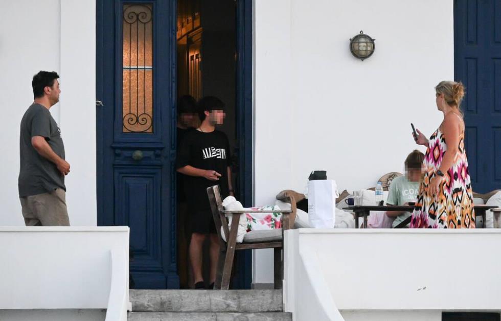 3961856723707593 theofanous-spetses-5