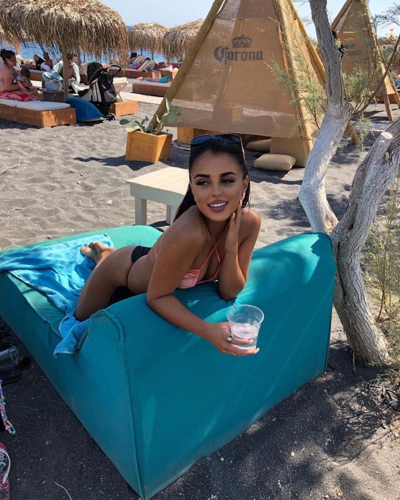 3992884996286321 silia3