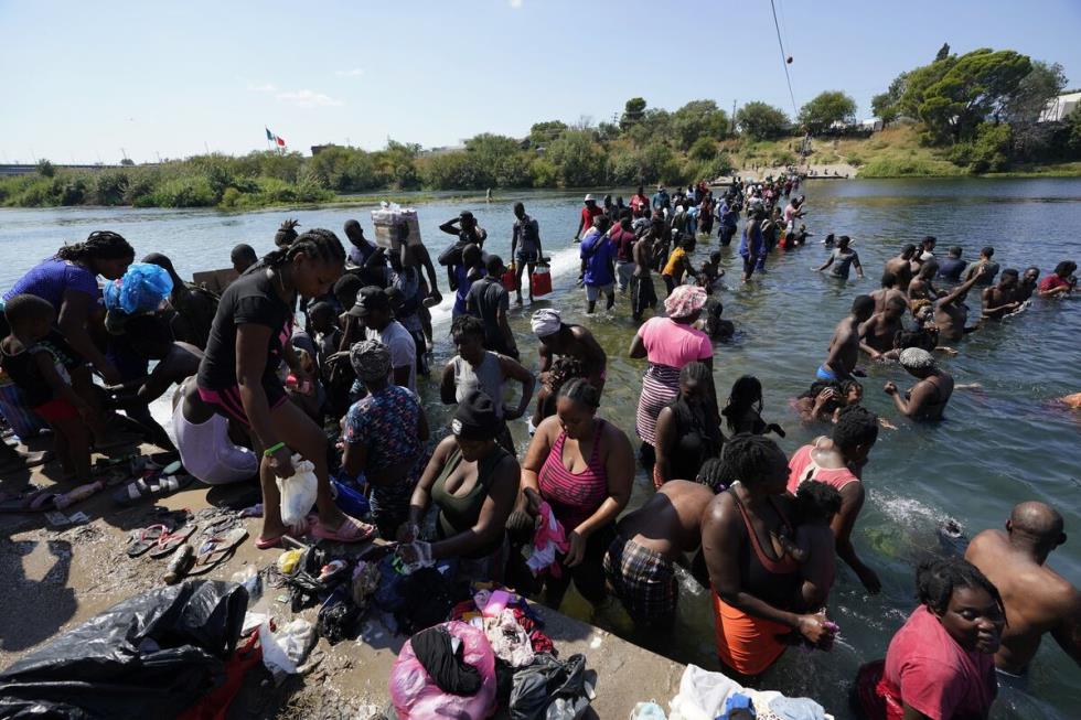 4012804856003583 image