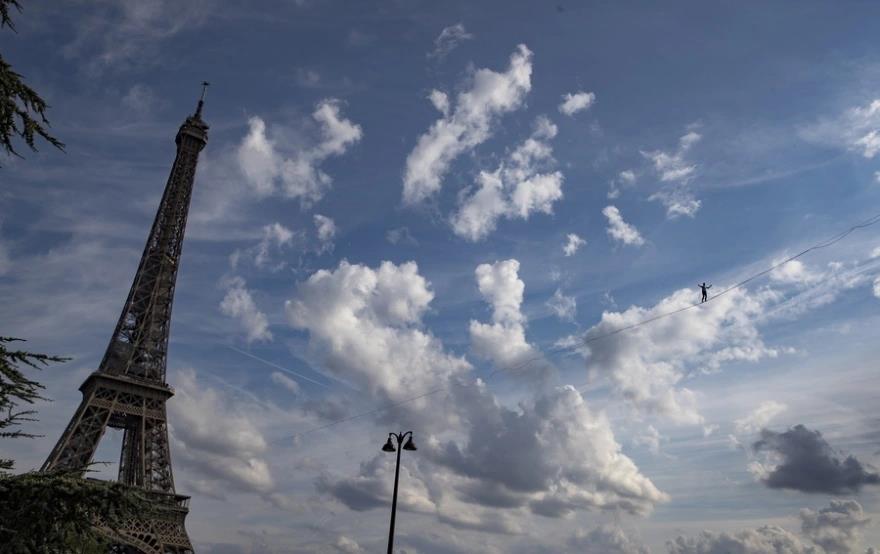 4013899438118872 image