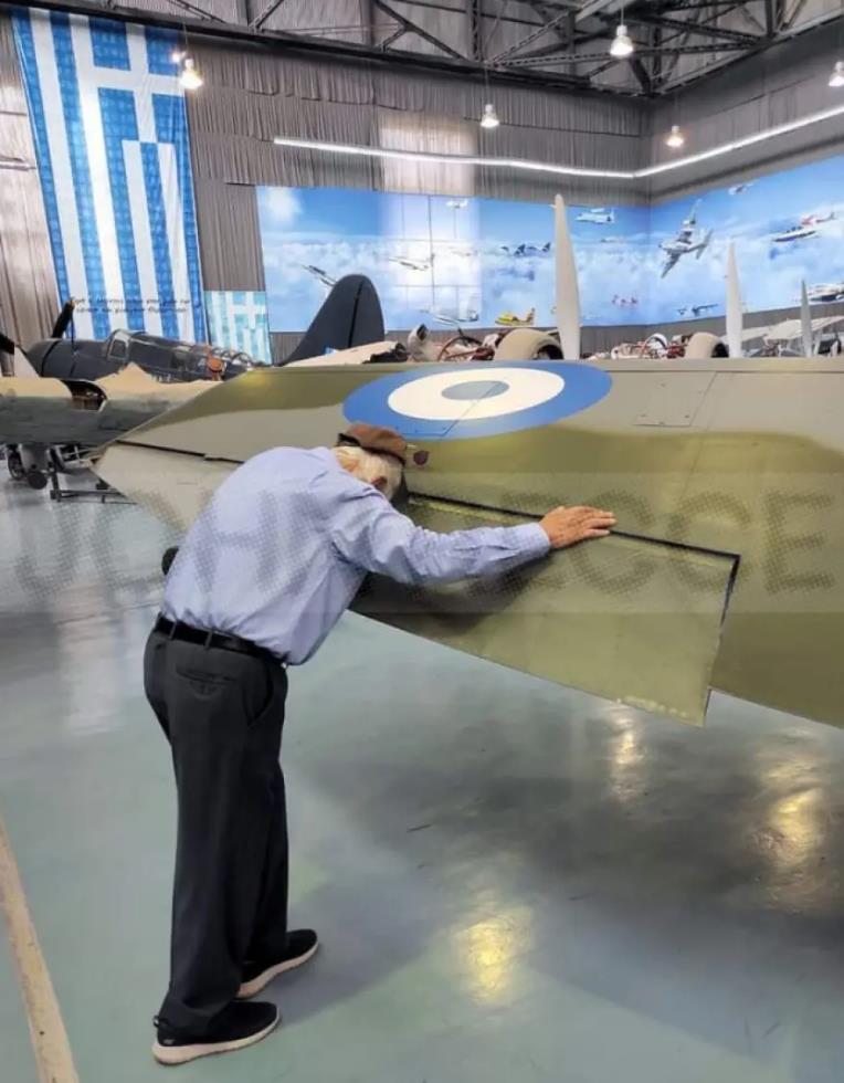 4014532744859474 image