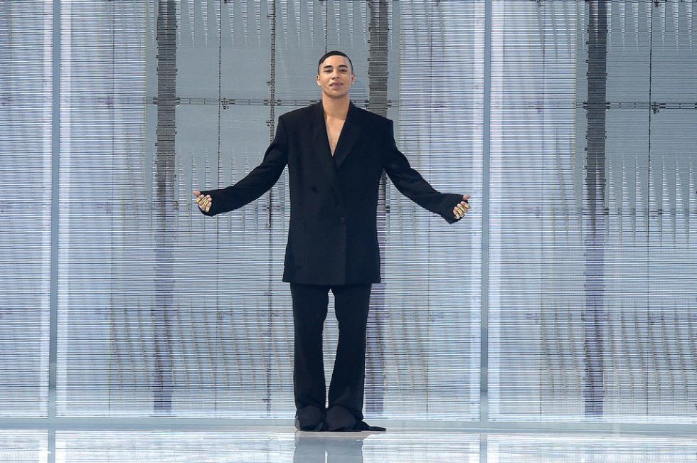 4022309900281346 Balmain+Runway+Paris+Fashion+Week+Womenswear+r-q 5I-YqIix