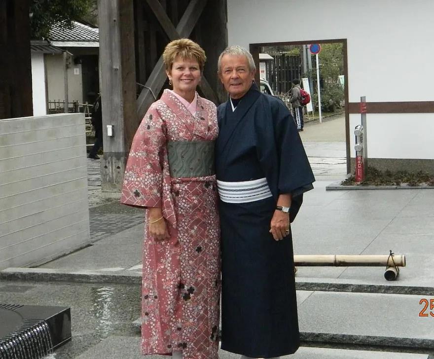 4039460302442866 image