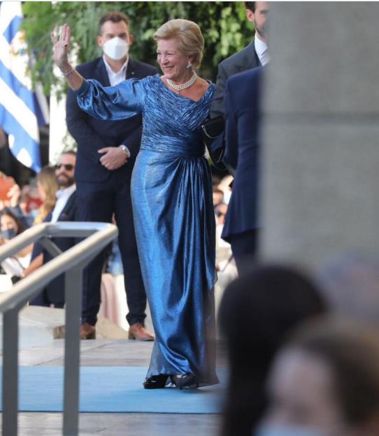 4043032977472451 image