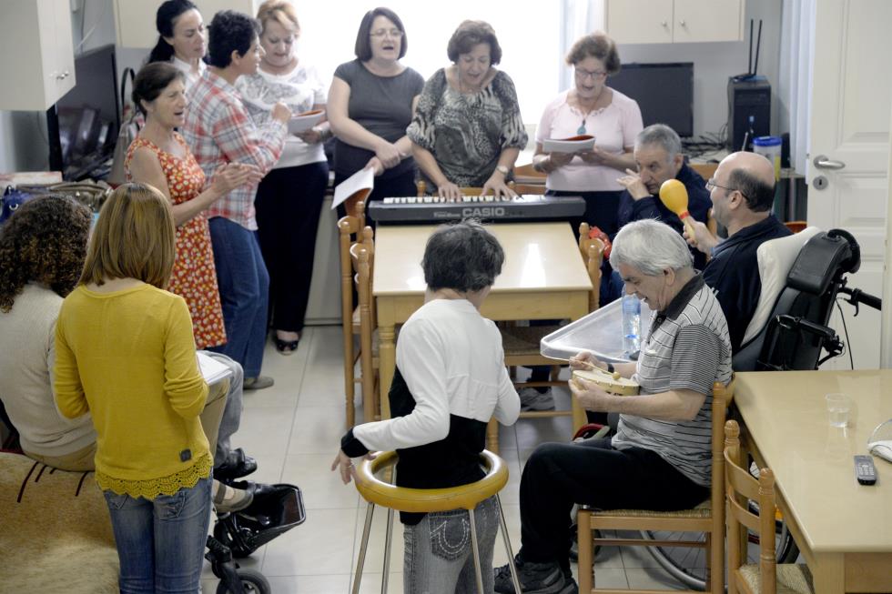 Φαβιέρου χορωδια