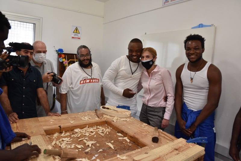 4053631824286844 252645640 316564893240160 7274474021445607988 n