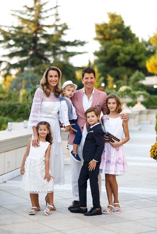 4062070234663555 rouvas-zygouli-family-2
