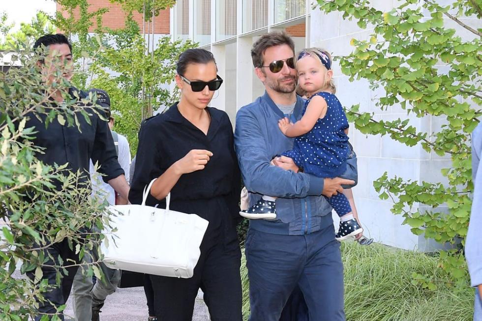 4063756540887949 Bradley-Cooper-and-Irina-Shayk-1024x683