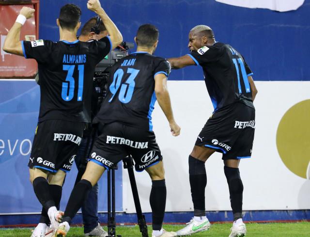 4074413067639393 image