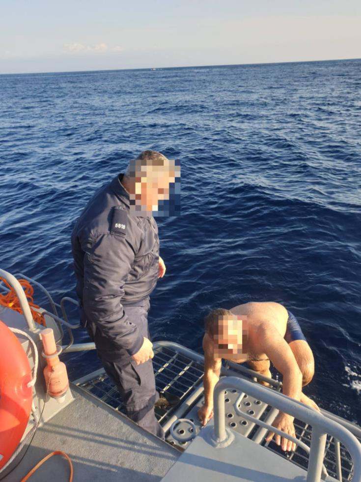 4108924713525802 2-768x1024