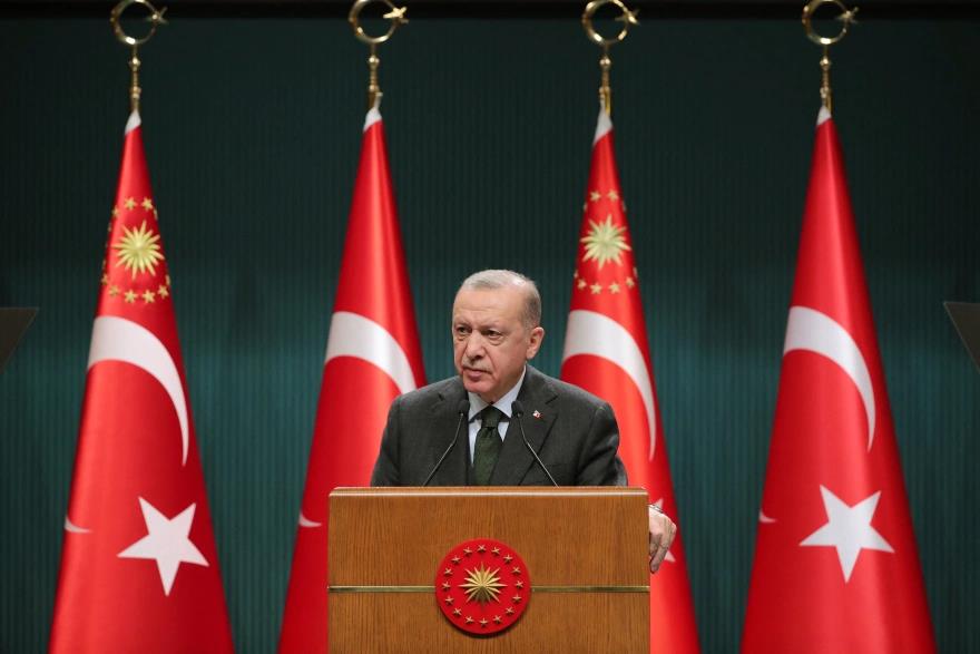 4133209745816000 image