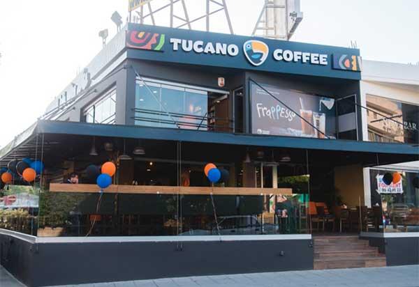 tucano200