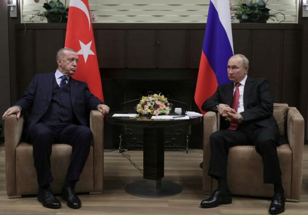 4155260346511328 2022-02-24T131810Z 884868447 RC2DQS9ZKR44 RTRMADP 5 UKRAINE-CRISIS-TURKEY-600x419