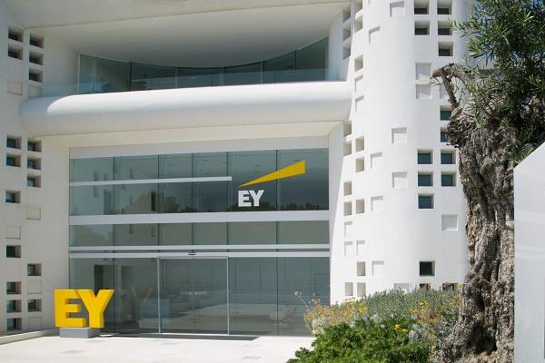 EY 1