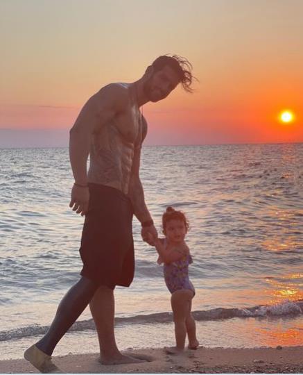 4249494180164892 image