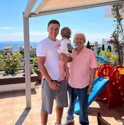 4249508431335247 image