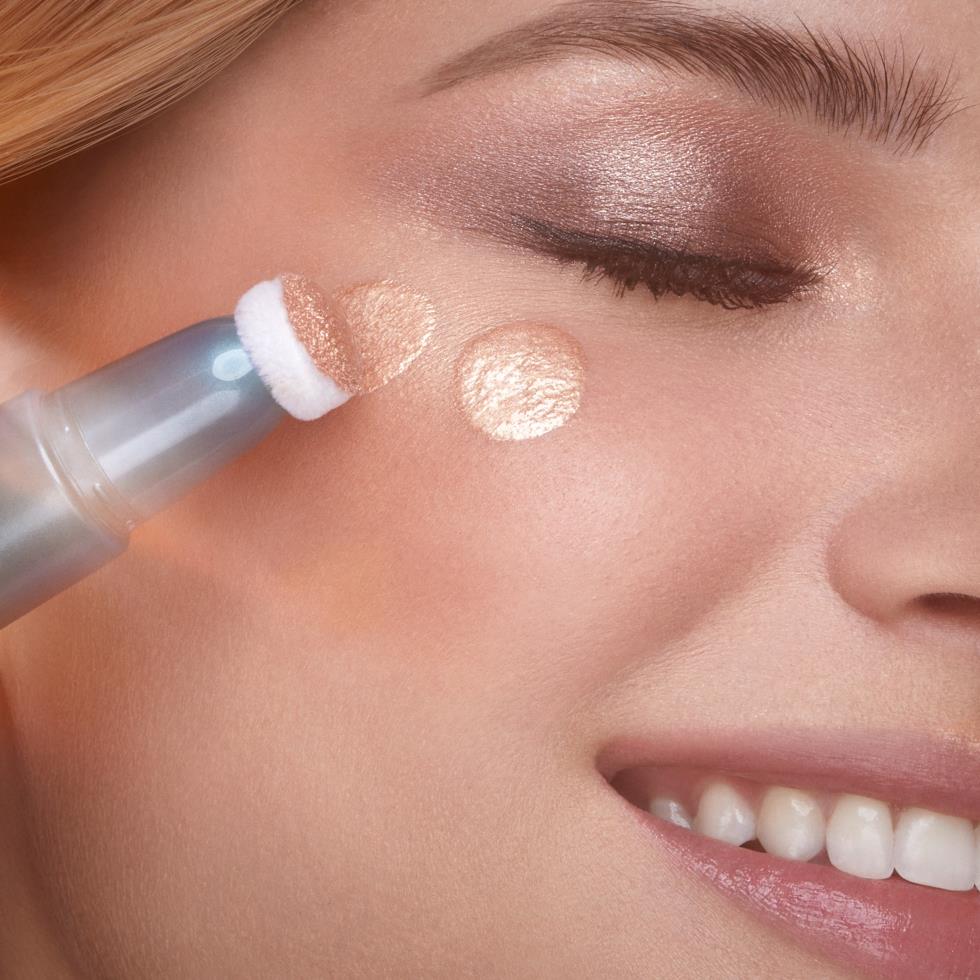 4258295681006729 KIKO FESTIVALGLOW 07 FACE 45766 49254