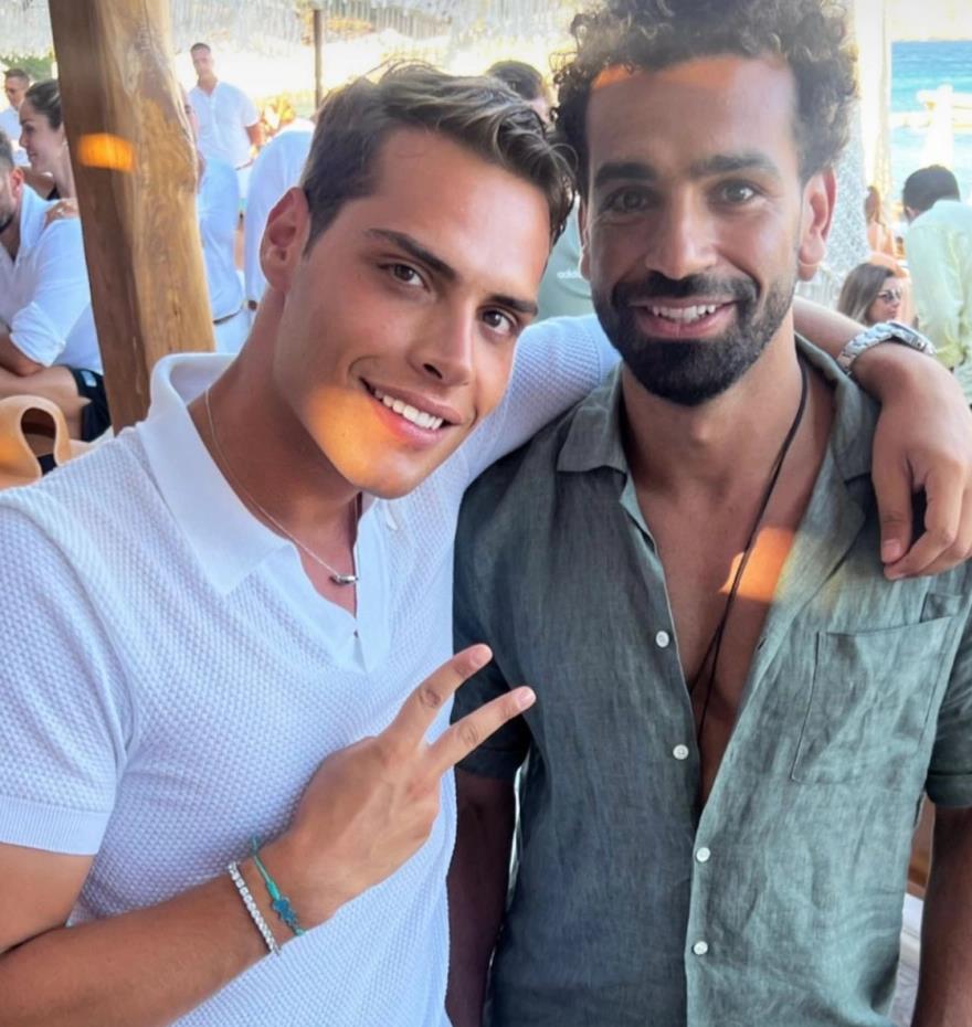 4260910302775433 image