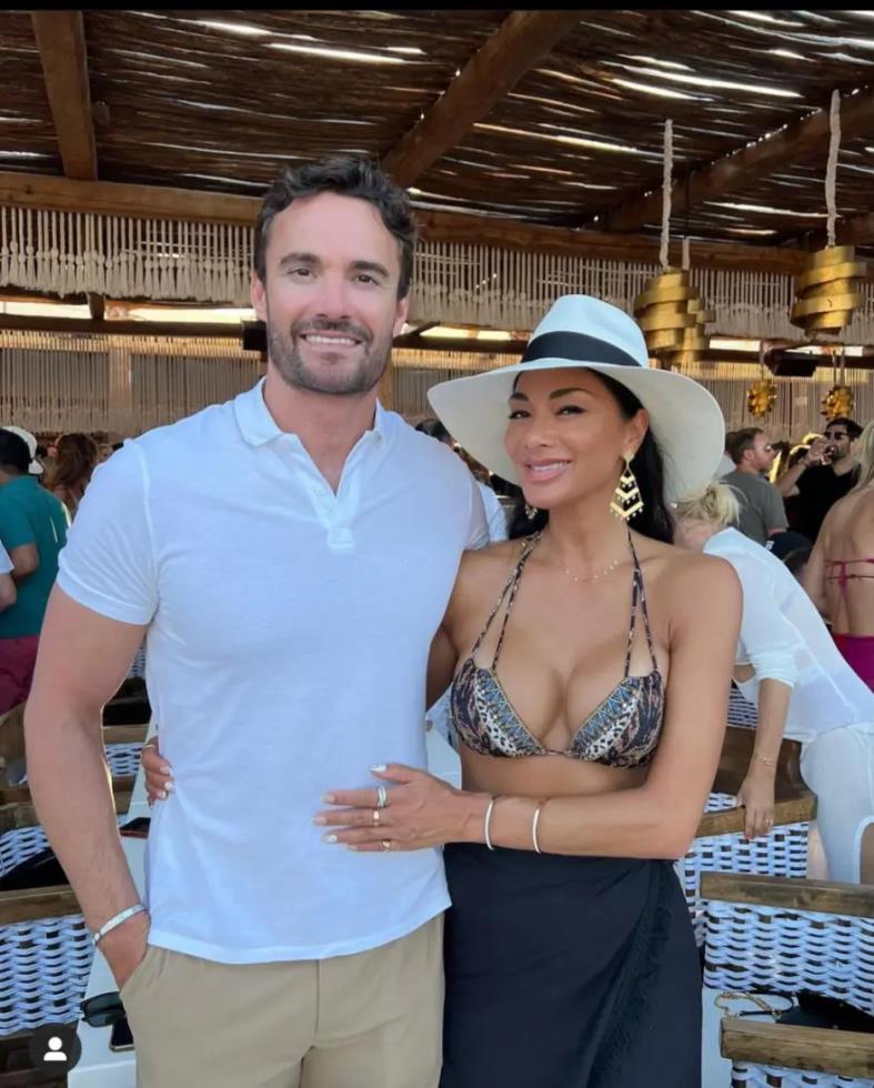 4261650756186533 image