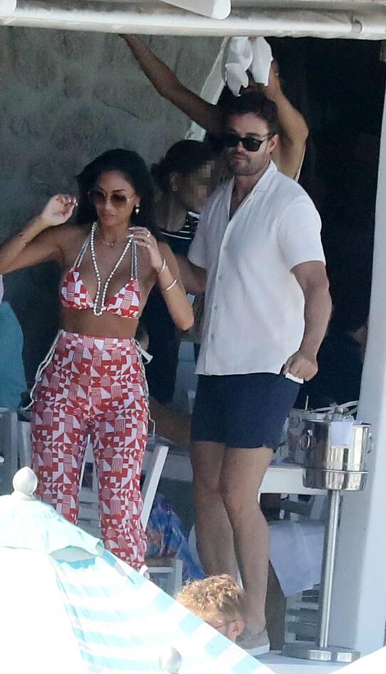 4270251670008040 2468 NICOLE SCHERZINGER THOM EVANS 3062022