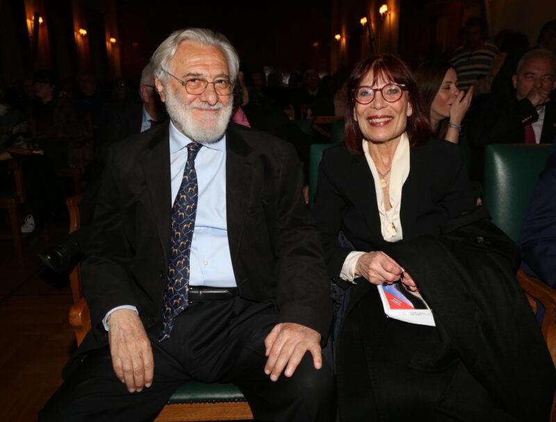 4271920912658370 201903280941400.2497 GIANIS SMARAGDIS ELENI SMARAGDI 2632019-800x608