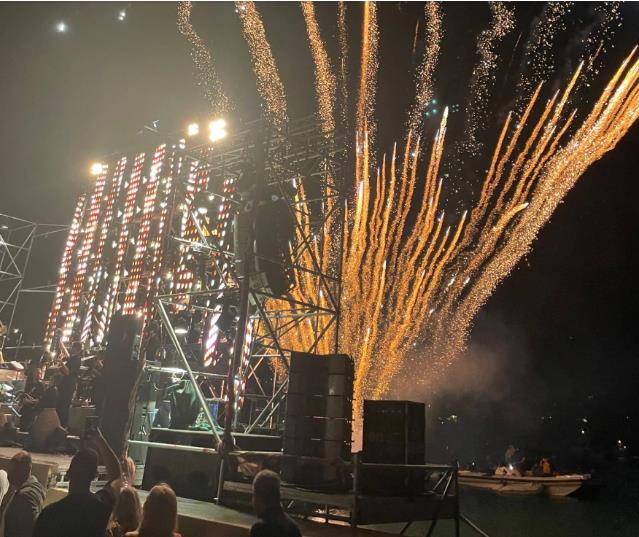 4272030513384592 image