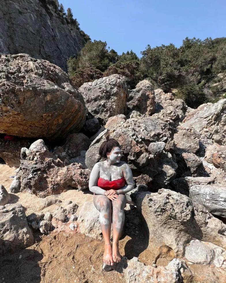 4301596024300574 image