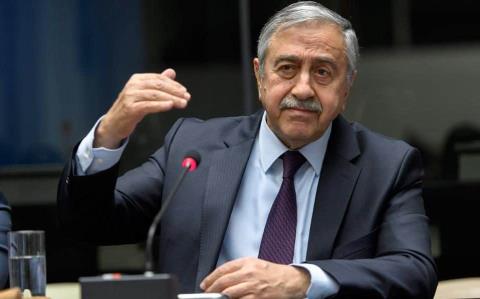 «Πράξη αντιποίνων που θυμίζει το παρελθόν» για τον με Ακιντζί η παράνομη σύλληψη Ελληνοκυπρίων