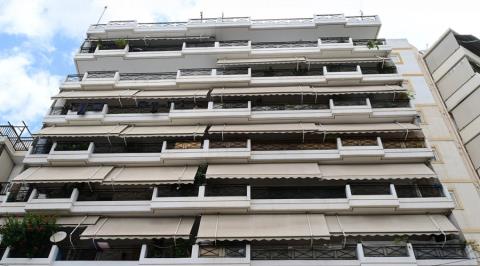 Εξελίξεις για το θάνατο της τρίχρονης στην Ελλάδα-Εντοπίστηκαν κηλίδες αίματος στο διαμέρισμα της οικογένειας