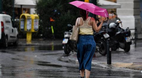 Συννεφιές και βροχές στο μενού του καιρού-Στους 36 βαθμούς Κελσίου