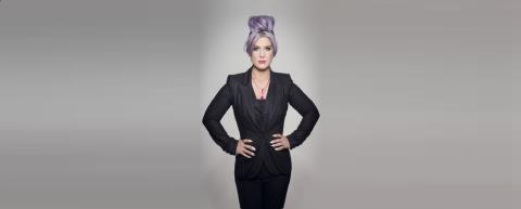Η Kelly Osbourne απέτισε φόρο τιμής στον πατέρα της λίγες ημέρες μετά την κηδεία του Οzzy