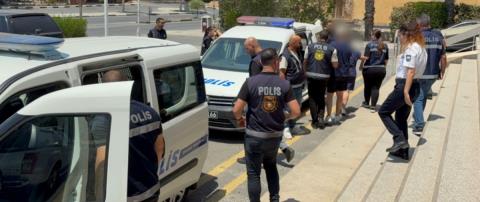 Υπό «κράτηση» δύο Τ/κ για την υπόθεση των 5 Ε/κ-«Συκοφαντία» απαντά ο Ελτζίλ για πώληση σε Αικούτ