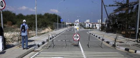 Οι διπλωματικές κινήσεις, η αποφυγή δραστικών μέτρων για τα οδοφράγματα και οι προεκλογικές υποδείξεις ΔΗΣΥ