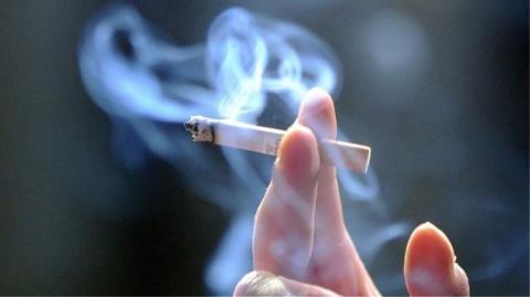 Το 2023 κάπνιζε το 24% του πληθυσμού της ΕΕ ηλικίας άνω των 15 ετών