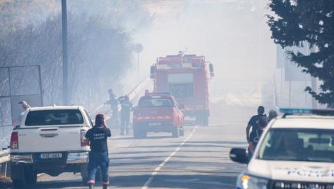 Από μικρή ποσότητα σκουπιδιών κοντά στο δρόμο ξεκίνησε η πυρκαγιά το Όμοδος-Παραμένουν στην περιοχή οι δυνάμεις