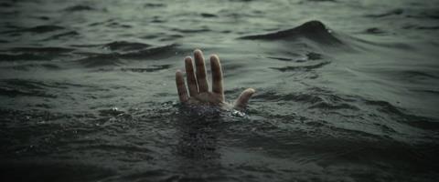 Τραγωδία ανήμερα του Δεκαπενταυγούστου… Νεκρός ανασύρθηκε 30χρονος από θάλασσα στην Πάφο