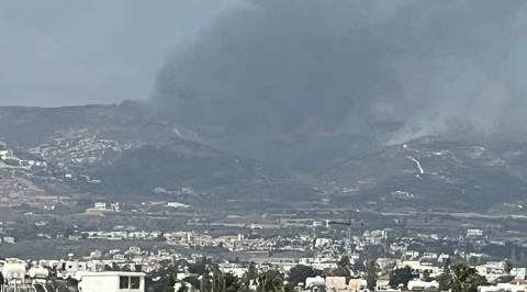 Ρίψεις νερού από αέρος για πυρκαγιά στην Τσάδα-Παραμένουν στο σημείο δυνάμεις