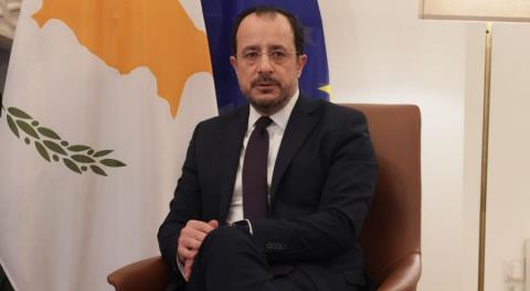 Ενημέρωσε τους Πρόεδρο και μέλη του ΕΛΚ για τις εξελίξεις σ Λευκό Οίκο για Ουκρανικό η Φον Ντερ Λάιεν