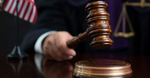 Δικαστής στο Τέξας απαγόρευσε να εφαρμοστεί ο νόμος που απαιτεί να αναρτηθούν οι Δέκα Εντολές σε όλα τα σχολεία