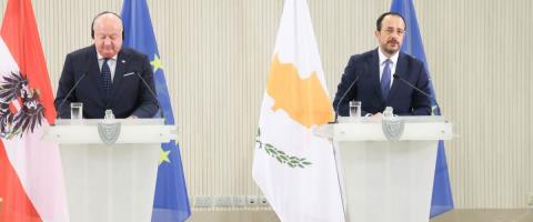 Εξήρε τις «καινοτομές πρωτοβουλίες» της Κύπρου σε σχέση με το μεταναστευτικό ο Στόκερ-Ζήτησε να μάθει λεπτομέρειες