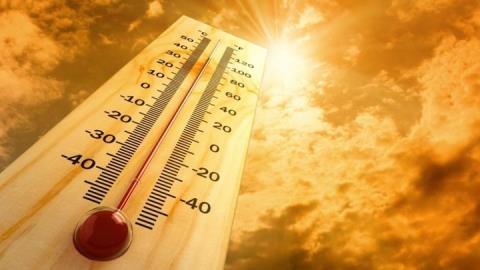 Επέστρεψε ο καύσωνας, στους 42 βαθμούς Κελσίου η θερμοκρασία-Το μεσημέρι σε ισχύ η κίτρινη προειδοποίηση