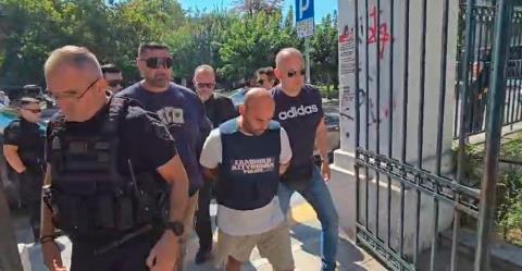 Ο συζυγοκτόνος του Βόλου συνάντησε την 18χρονη κόρη του στα δικαστήρια-«Θόλωσα, δεν ήθελα να το κάνω»