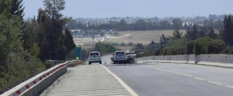 Φοβερό θανατηφόρο στον αυτοκινητόδρομο-Οδηγός μπηκε στο αντίθετο ρεύμα και συγκρούστηκε μετωπικά με άλλό όχημα (pics)