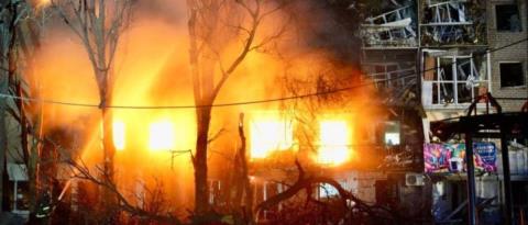 Ρωσικά πλήγματα σε Ντνιπροπετρόφσκ και Ζαπορίζια-Κάλεσμα στους πολίτες να παραμείνουν στα καταφύγια