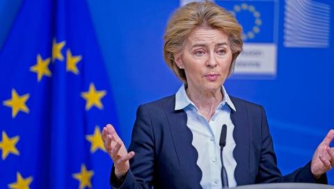 Υποψία ρωσικών παραβολών στο αεροπλάνο της φον ντερ Λάιεν,-Αναγκαστική προσγείωση με έντυπους χάρτες, χάθηκε το GPS