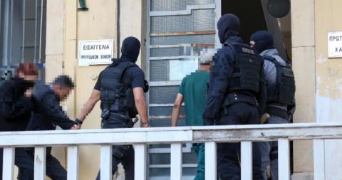 Οι ρόλοι του «Αυστραλού» και του «Στρατηγού» της Κρητικής μαφίας-Ολοκληρώθηκε η διαδικασία για τους πρώτους 16 κατηγορούμενους